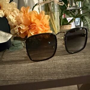 Gucci Black and Gold Square Sunglasses